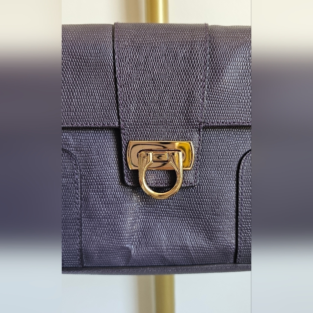 LORD & TAYLOR vintage purple shoulder bag - Picture 3 of 8